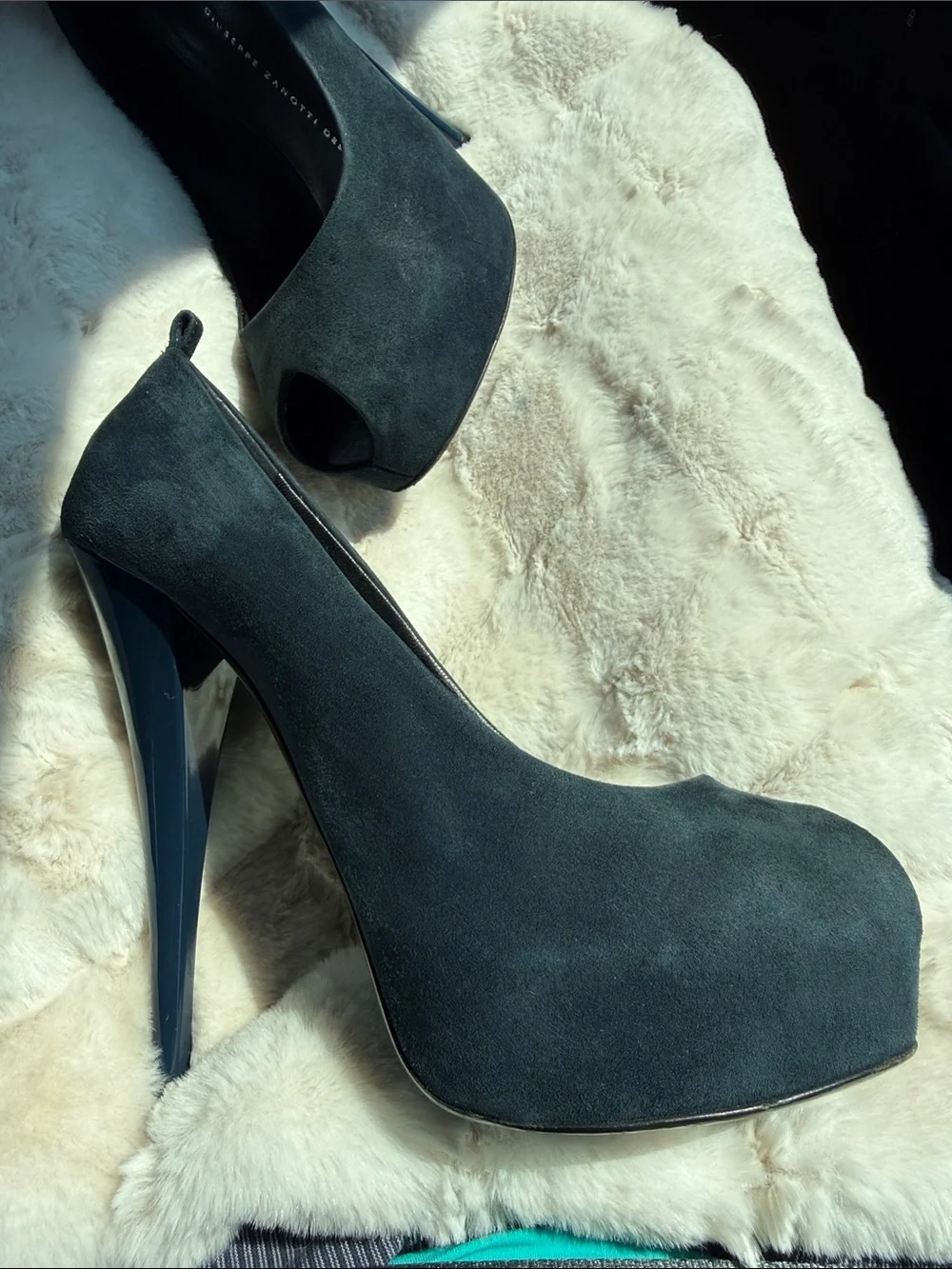 Giuseppe Zanotti Navy Suede Platform Peep-Toe Pumps with Gloss Heel 2011